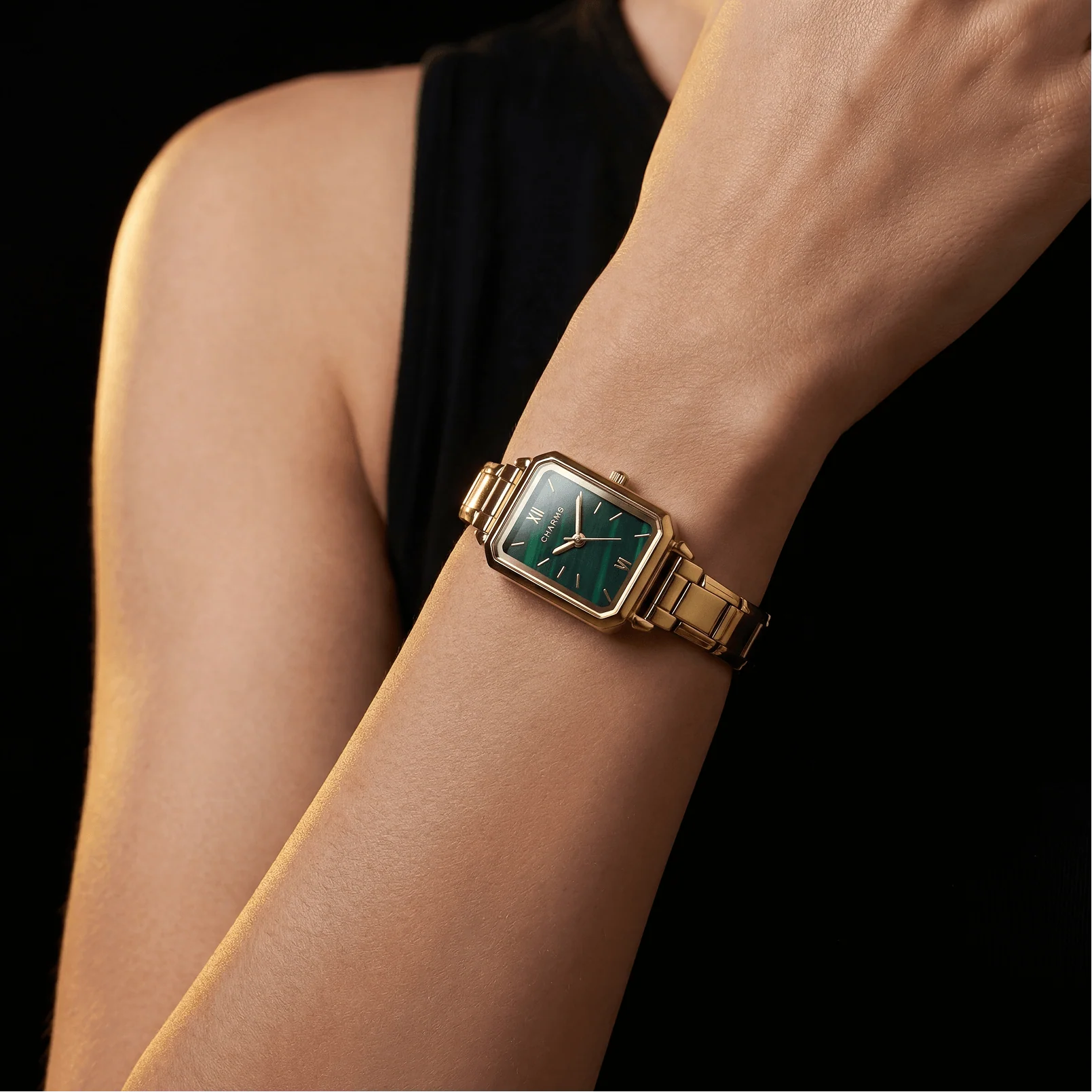 Como Watch Gold – Emerald Dial Edition - Image 4